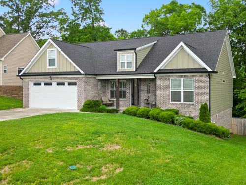 5834 Caney Ridge Cir, Ooltewah, TN, 37363-5551 | Card Image