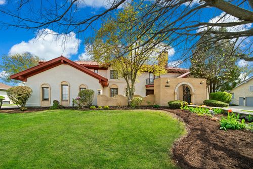 2014 Midwest Club Pkwy, Oak Brook, IL, 60523-2526 | Card Image