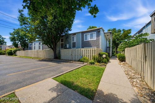 apt-f89-1935 Gardiner Ln, Louisville, KY, 40205-2835 | Card Image