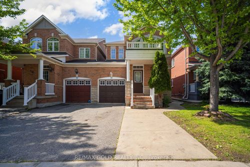 30 Grover Road, Brampton, ON, L6Y5R4 | Card Image