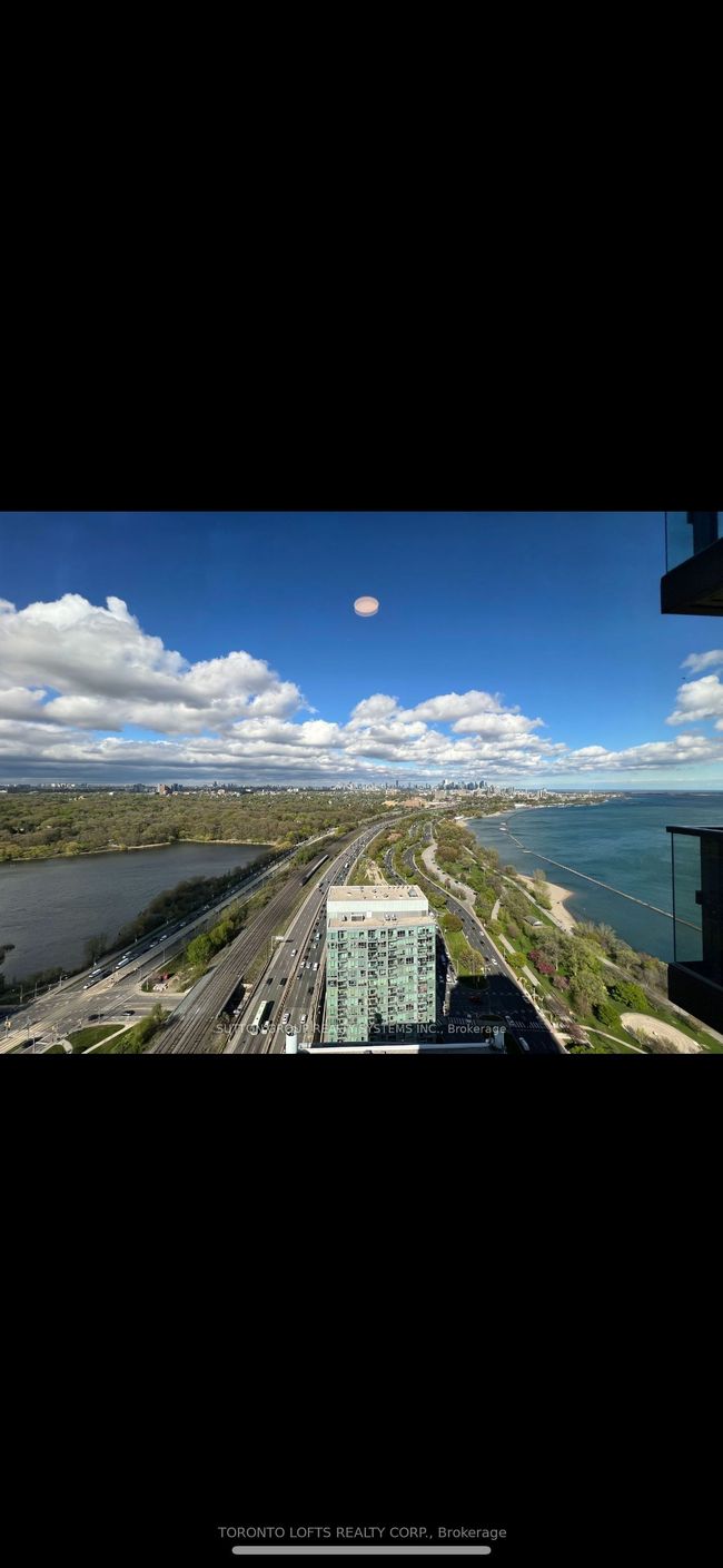 1926 Lake Shore Blvd W, Home with 1 bedrooms, 3 bathrooms and null parking in Toronto ON | Image 24