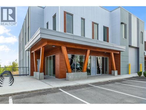 302-2175 Optic Court, Kelowna, BC, V1V2K5 | Card Image
