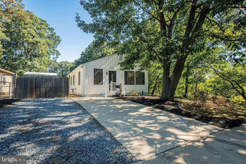 Velde Ave, Pennsauken, NJ 08110