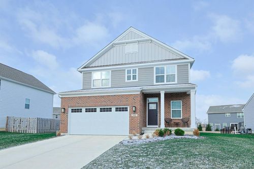 320 Chevington Chase, Tipp City, OH, 45371-9533 | Card Image