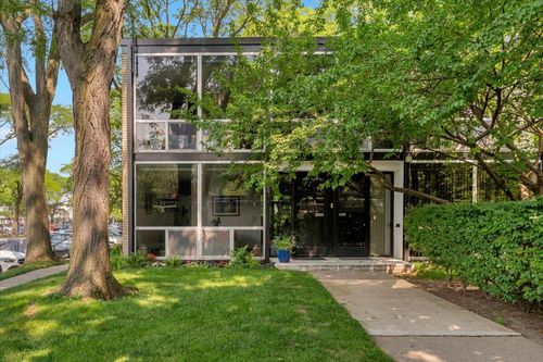 1333 Nicolet Place, Detroit, MI, 48207 | Card Image