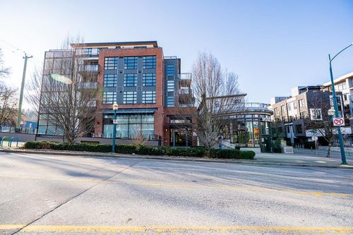 605 - 95 Moody Street, Condo with 1 bedrooms, 1 bathrooms and null parking in Port Moody BC | Card Image