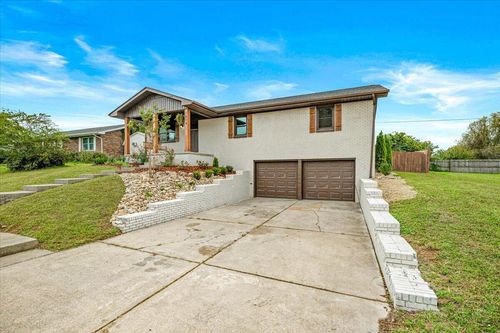 1018 Cardinal Dr, Corbin, KY, 40701-9441 | Card Image