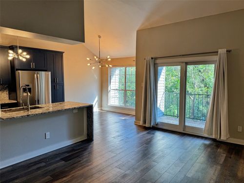 802-2506 Wedglea Dr, Dallas, TX, 75211-2096 | Card Image