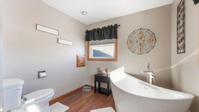 Primary bath | Image 51