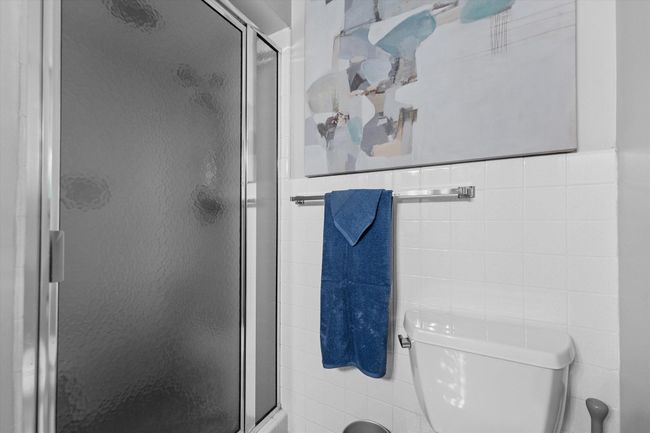 102 Villa Cir, Condo with 2 bedrooms, 2 bathrooms and null parking in Atlantis FL | Image 27