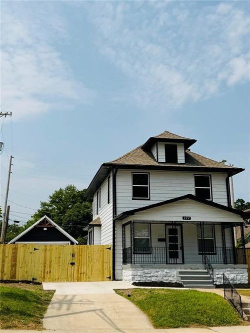 222 N 18th St, Kansas City, KS, 66102-4917 | Card Image
