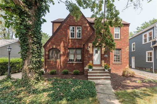 19726 Riverwood Ave, Rocky River, OH, 44116-2743 | Card Image