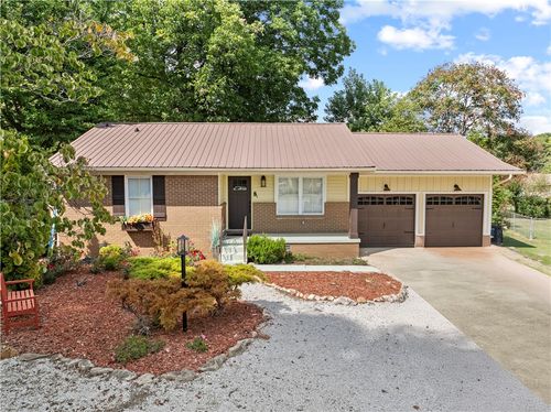 8 Melshire Cv, Harrison, AR, 72601-1904 | Card Image