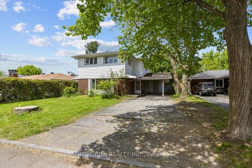 685 Farmington Ave, Ottawa, ON, K1V7H4 | Card Image