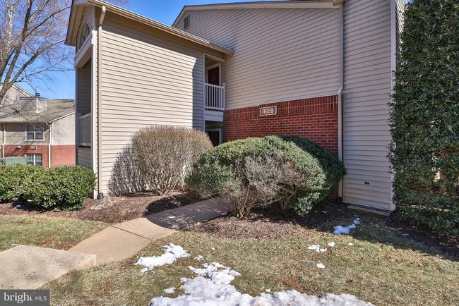 11659-B - 11659 Chesterfield Ct, Condo with 1 bedrooms, 1 bathrooms and null parking in RESTON VA | Image 4