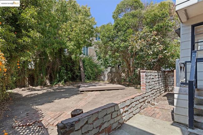 2441 Carleton St, House other with 3 bedrooms, 1 bathrooms and null parking in Berkeley CA | Image 43