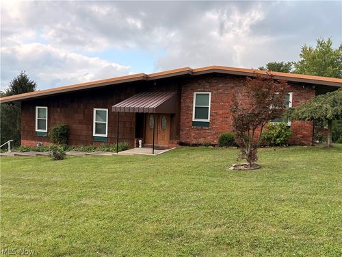 47690 Watson Rd, Saint Clairsville, OH, 43950-9709 | Card Image