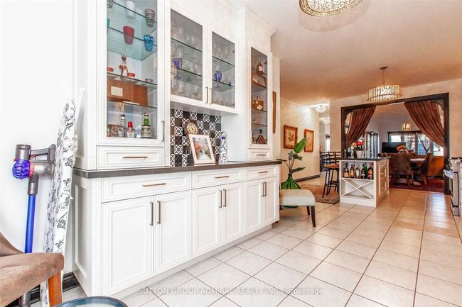 9 Amalfi Crt, House other with 5 bedrooms, 4 bathrooms and 2 parking in Vaughan ON | Image 21