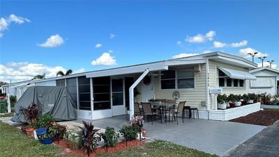 1410 22 Nd Avenue Drive W, House other with 2 bedrooms, 2 bathrooms and null parking in BRADENTON FL | Image 3