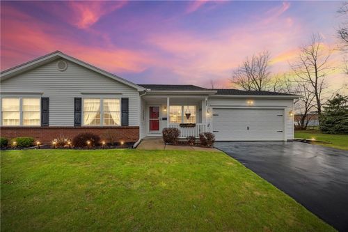 27 Kirkdale Cir, Greece, NY, 14612-3241 | Card Image
