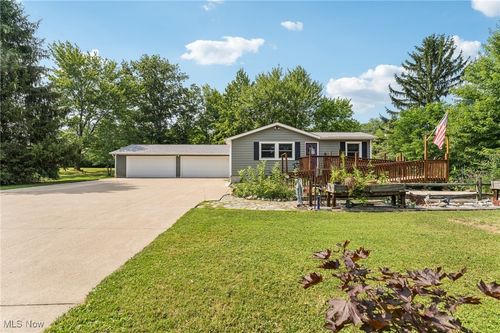 14120 Rock Creek Rd, Chardon, OH, 44024-9195 | Card Image