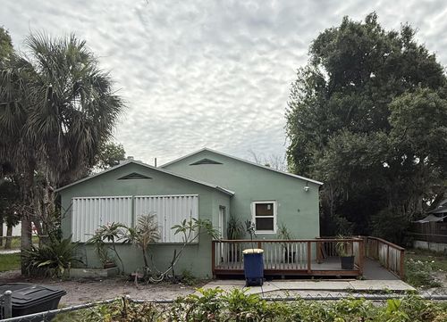 516 Beach Ct, Fort Pierce, FL, 34950-8543 | Card Image
