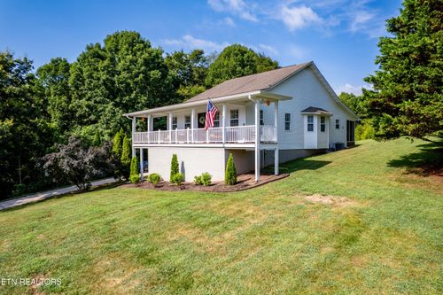 631 Abbey Way, Friendsville, TN, 37737-2810 | Card Image