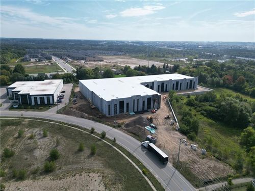 opt-2-100 Goddard Cres, Cambridge, ON, N3E0A9 | Card Image