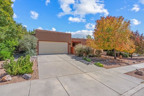 2305 Brother Abdon Way, Santa Fe, NM, 87505-6925 | Card Image