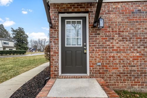 d-601 E Grundy St, Tullahoma, TN, 37388-3743 | Card Image