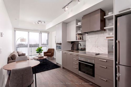 716-1830 Bloor St W, Toronto, ON, M6P0A2 | Card Image