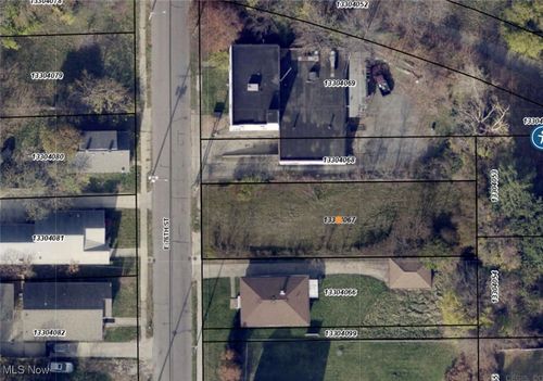 3553 E 76th St, Cleveland, OH, 44105-1509 | Card Image