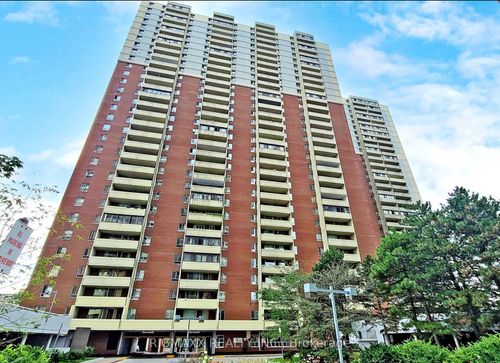 907-1 Massey Sq, East York, ON, M4C5L4 | Card Image