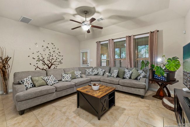 10269 Shadowy Dusk, House other with 5 bedrooms, 3 bathrooms and null parking in Schertz TX | Image 14