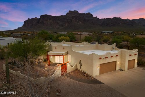 5772 E 1st Ave, Apache Junction, AZ, 85119-8361 | Card Image