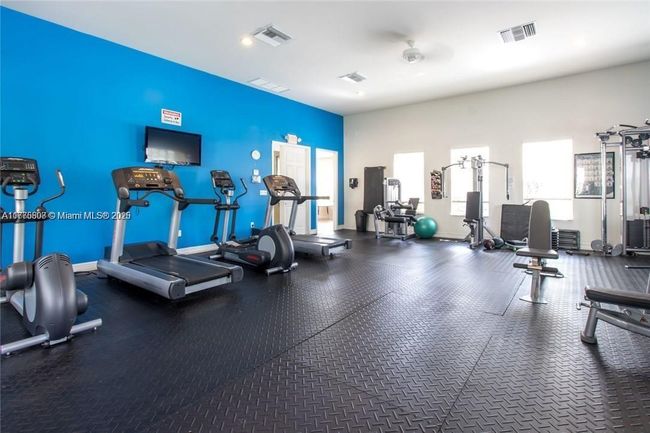 611 - 611 Sw 1 St Ter, Townhouse with 3 bedrooms, 4 bathrooms and null parking in Pompano Beach FL | Image 20