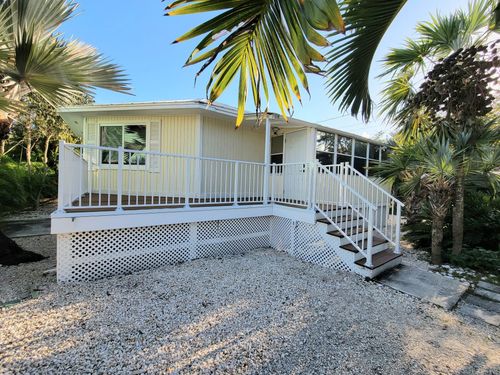 29188 Tulip Ln, Big Pine Key, FL, 33043-6018 | Card Image
