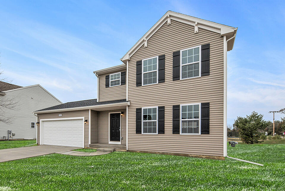 Courtyard Pl, Watervliet, MI 49098