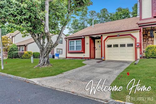 12 Lisa Ct, Matawan, NJ, 07747-9653 | Card Image
