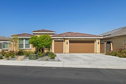41903 Regona Rd, Indio, CA, 92203-8332 | Card Image