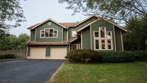 73 Beechwood Cir, Hillsborough, NJ, 08844-1100 | Card Image