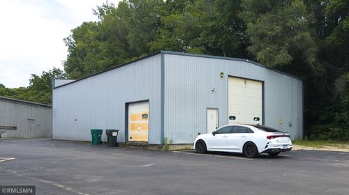 2410 Broadway Ave N, Rochester, MN, 55906-4066 | Card Image