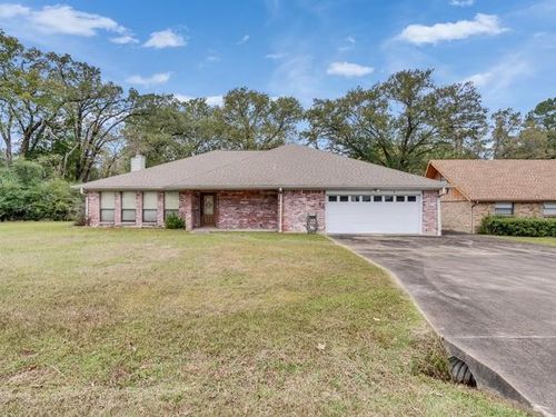 85 Westwood Dr W, Trinity, TX, 75862-8895 | Card Image