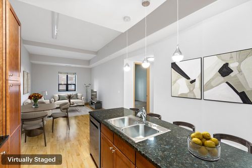 307-100 3rd Ave S, Minneapolis, MN, 55401-2590 | Card Image