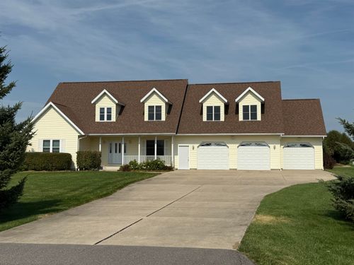 112104 Winterberry Cir, Marshfield, WI, 54449-4385 | Card Image