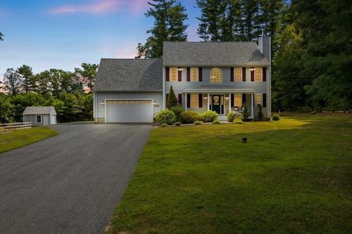 rr-15 Algerine St, Berkley, MA, 02779-2101 | Card Image