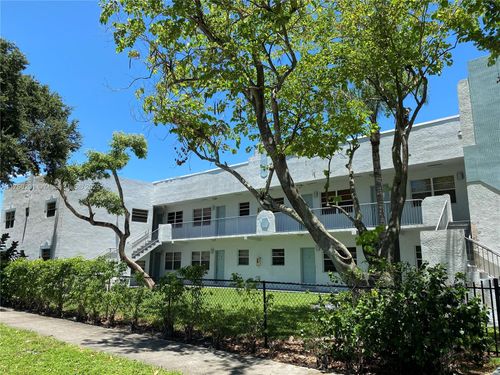 apt-11-1925 Madison St, Hollywood, FL, 33020-5449 | Card Image