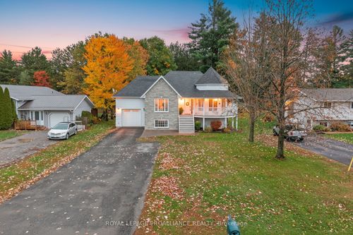 40 Charles Crt, Tweed, ON, K0K3J0 | Card Image