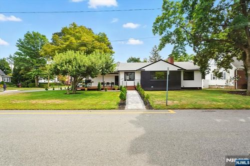 140 Wilson St, Hackensack, NJ, 07601-2939 | Card Image