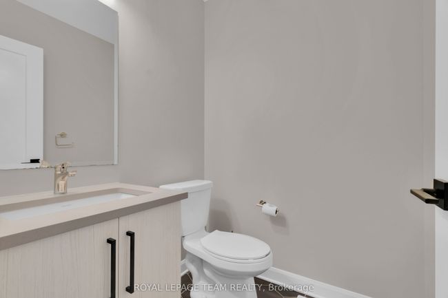 736 Cashmere Terr, House attached with 3 bedrooms, 4 bathrooms and 1 parking in Ottawa ON | Image 22